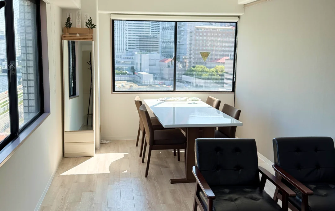 大阪事業所内観